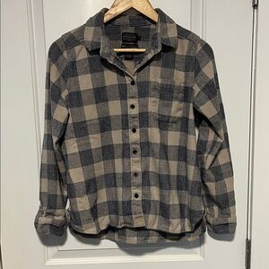 Pendleton Men's Limited Edition Tan and Navy Checkered Shirt